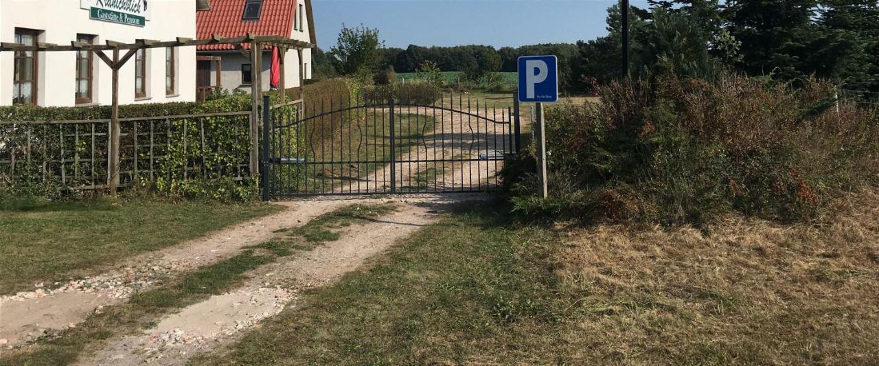 Hotel Kranichblick Kluis Bagian luar foto
